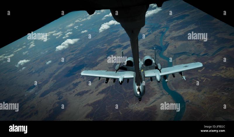 a-us-air-force-a-10-thunderbolt-ii-receives-fuel-from-a-908th-expeditionary-JF5D2C.jpg